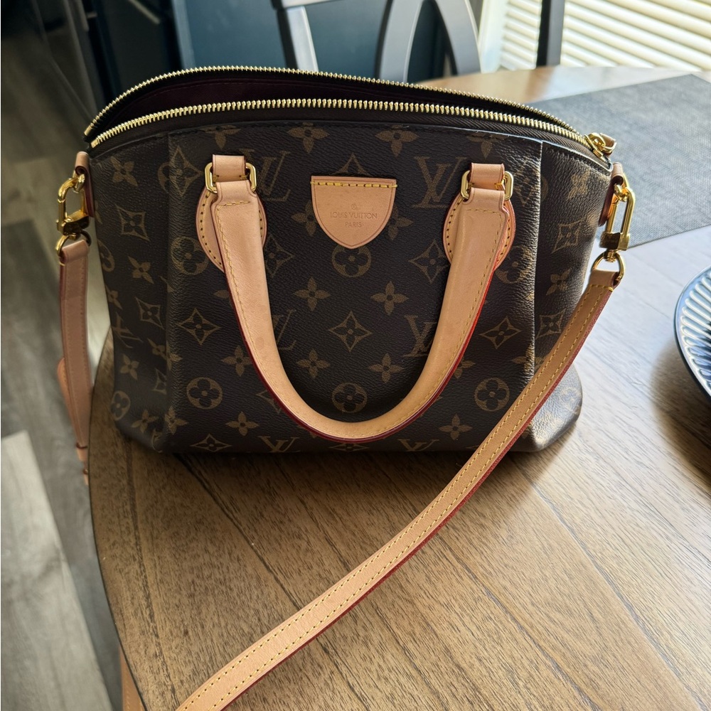 Louis Vuitton Monogram Rivoli PM